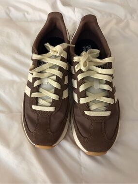 adidas Brown and Cream Retro Style Trainers